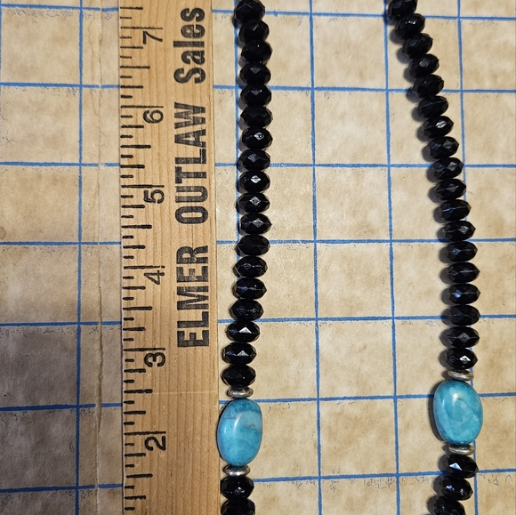 Vintage black acrylic and turquoise necklace.  Very pretty, in excellent shape. - Picture 5 of 6